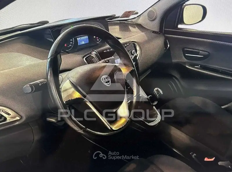 2013 Lancia YPSILON