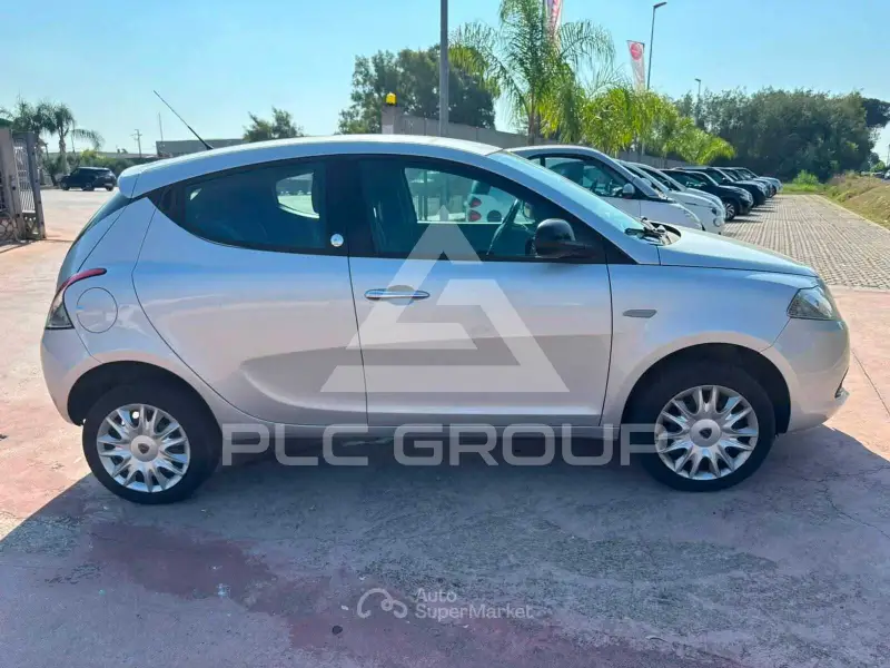 2013 Lancia YPSILON