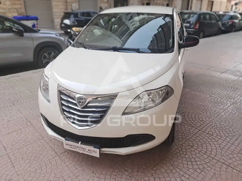 2013 Lancia YPSILON