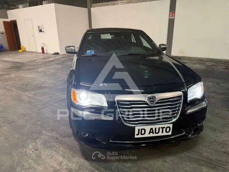 2013 Lancia Thema