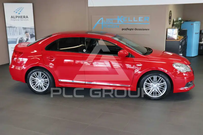 2013 Suzuki KIZASHI
