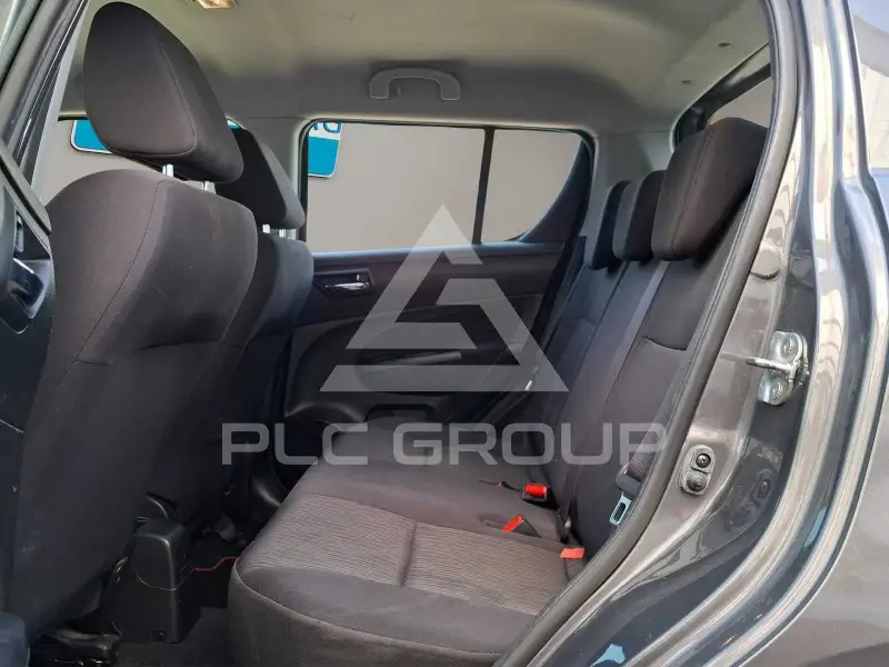 2013 Suzuki SWIFT