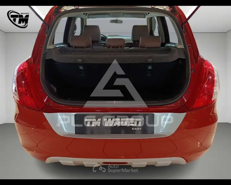 2013 Suzuki SWIFT