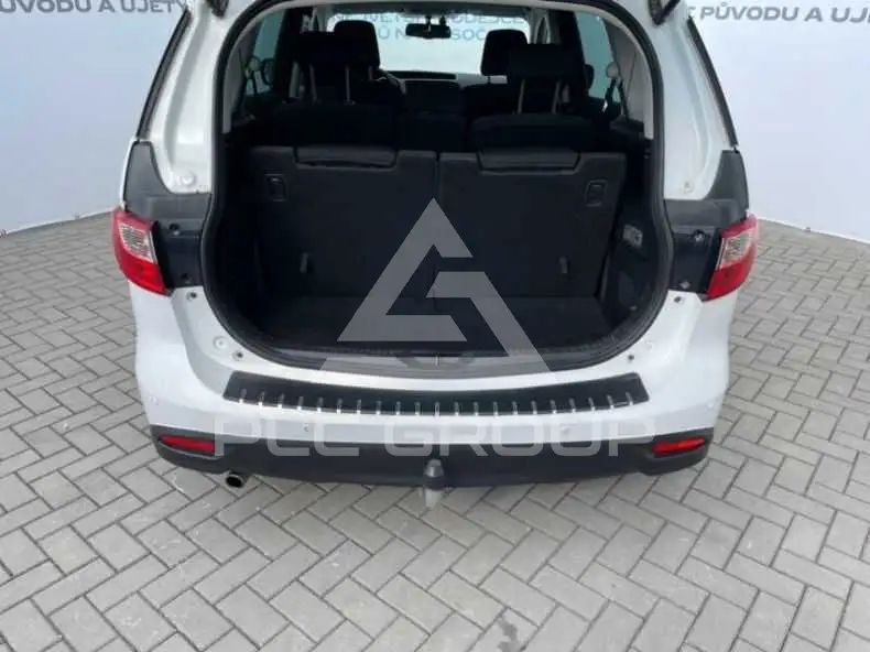 2013 Mazda 5