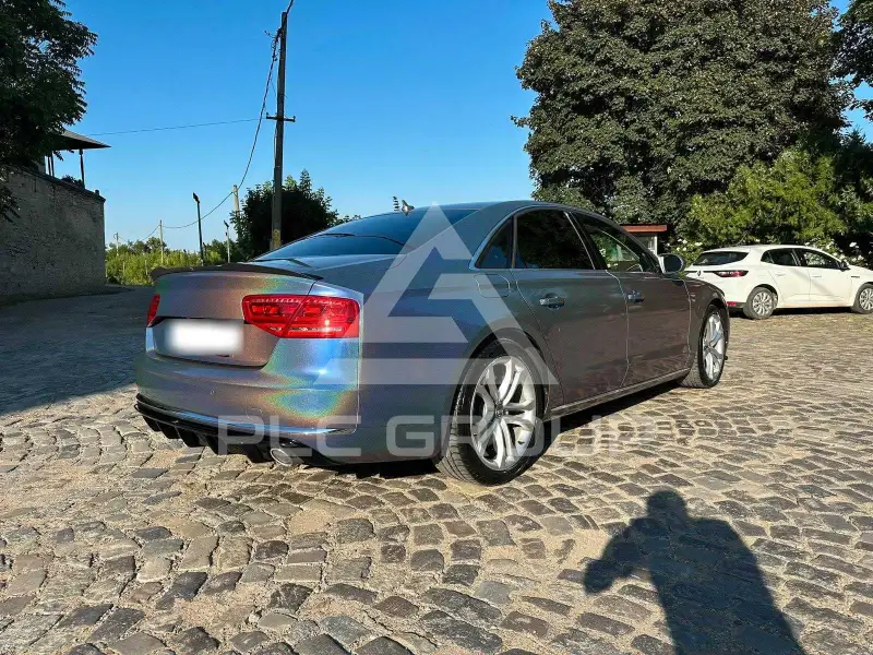 2013 Audi A8