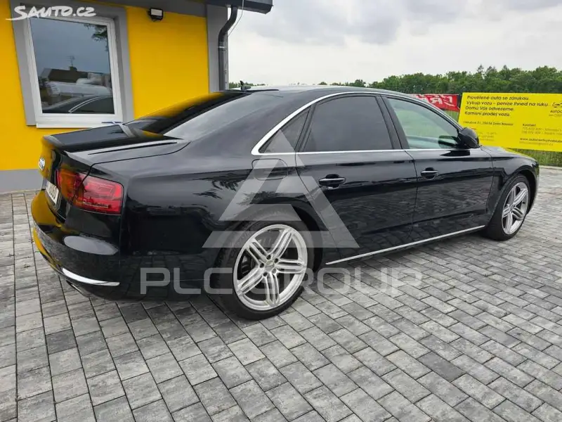 2013 Audi A8