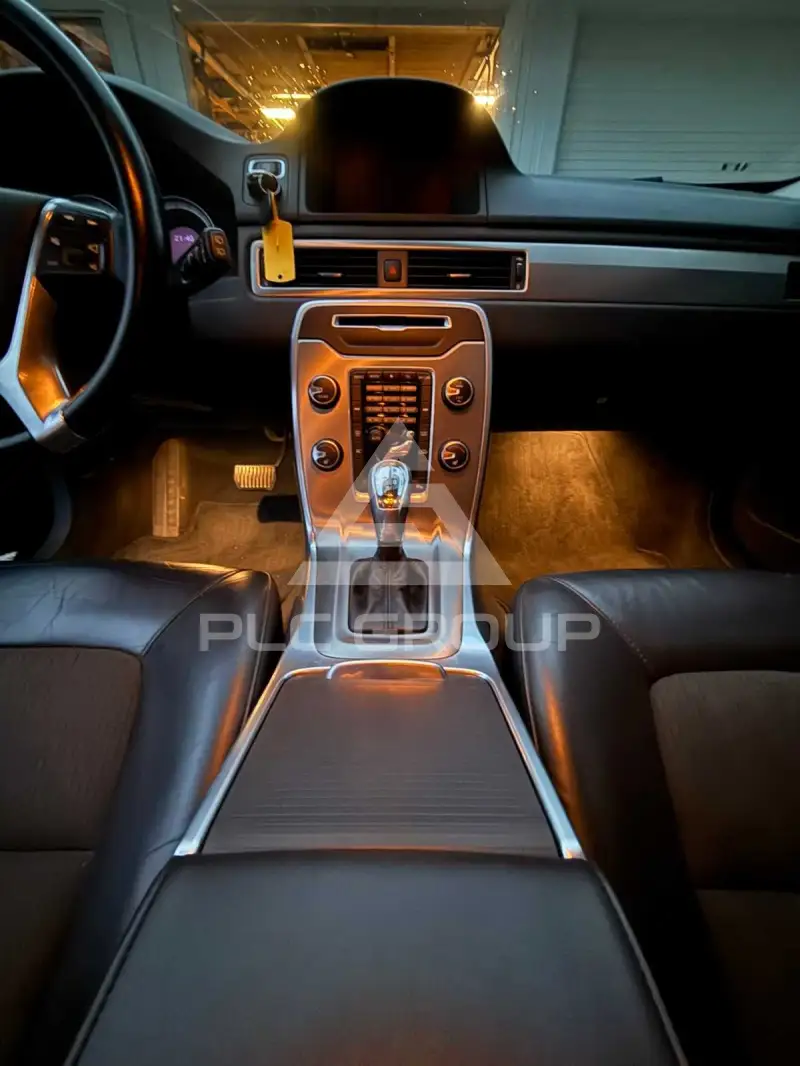 2013 Volvo V70