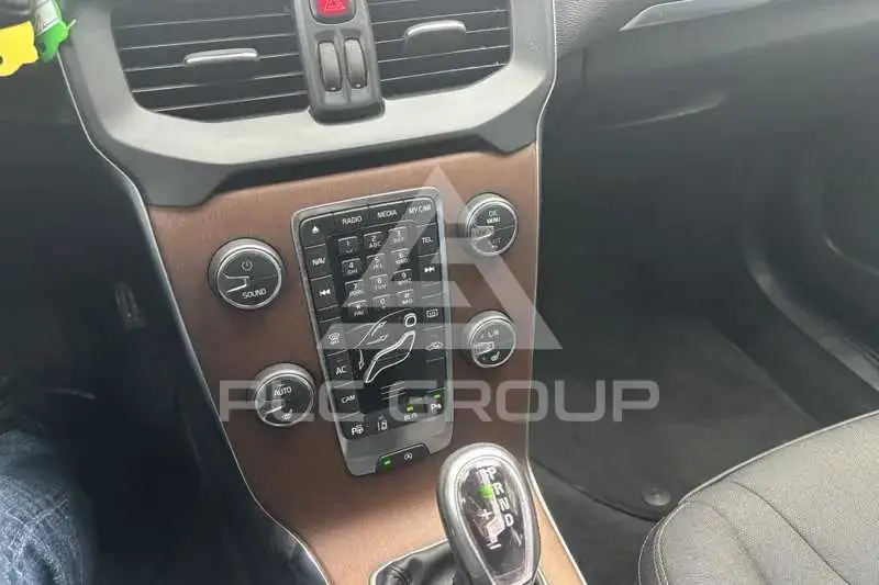 2013 Volvo V40