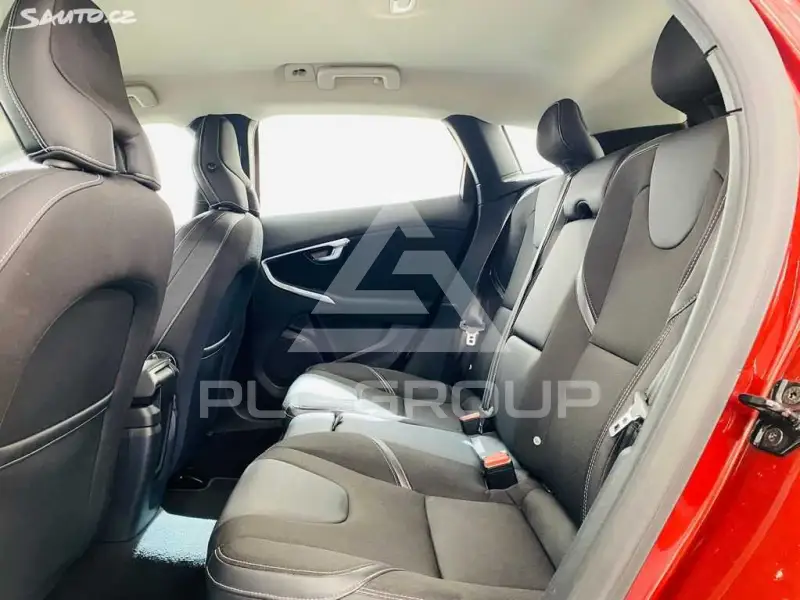 2013 Volvo V40