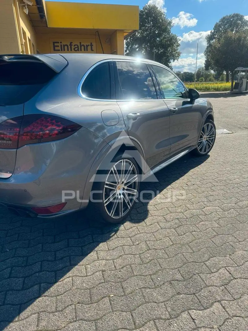 2013 Porsche Cayenne