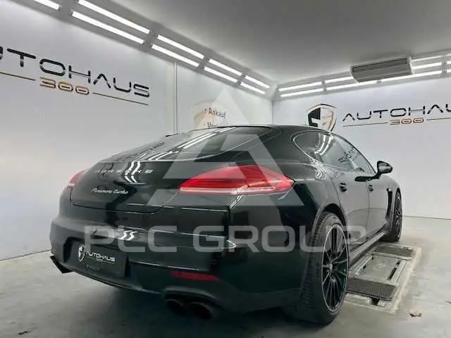 2013 Porsche Panamera