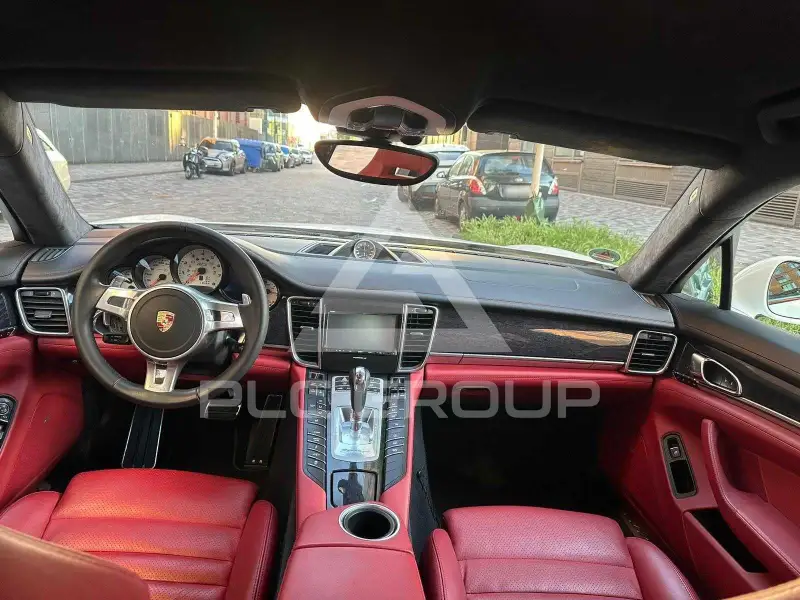 2013 Porsche Panamera