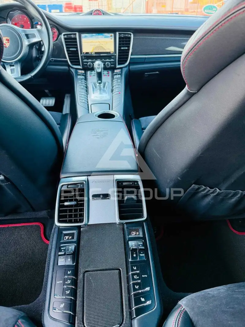 2013 Porsche Panamera