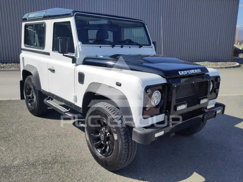 2013 Land Rover DEFENDER