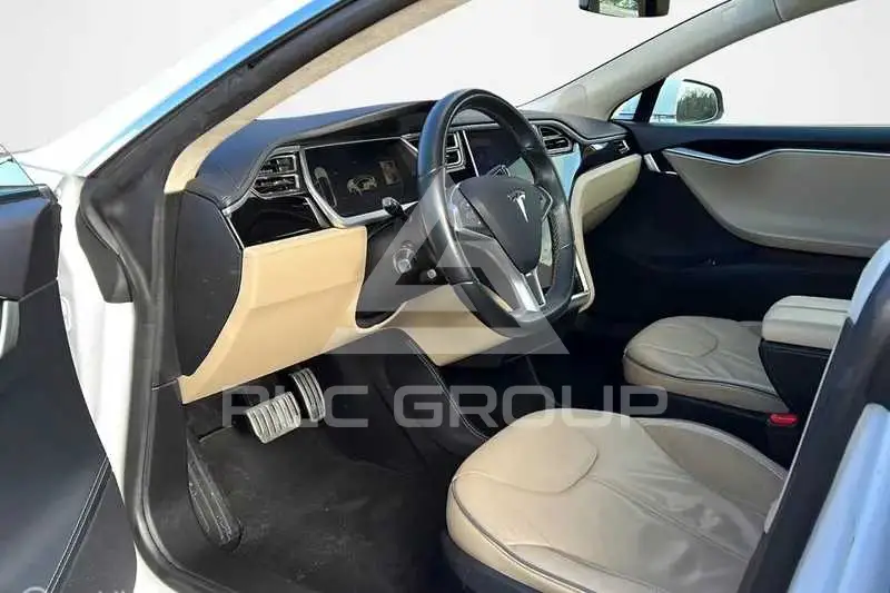 2013 Tesla Model S