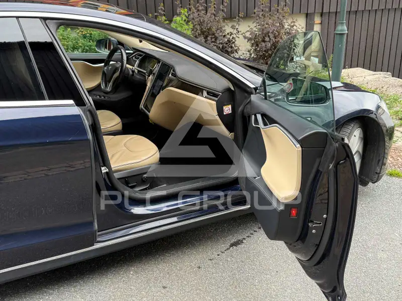 2013 Tesla Model S