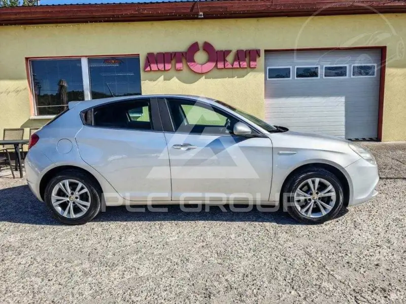 2013 Alfa Romeo Giulia