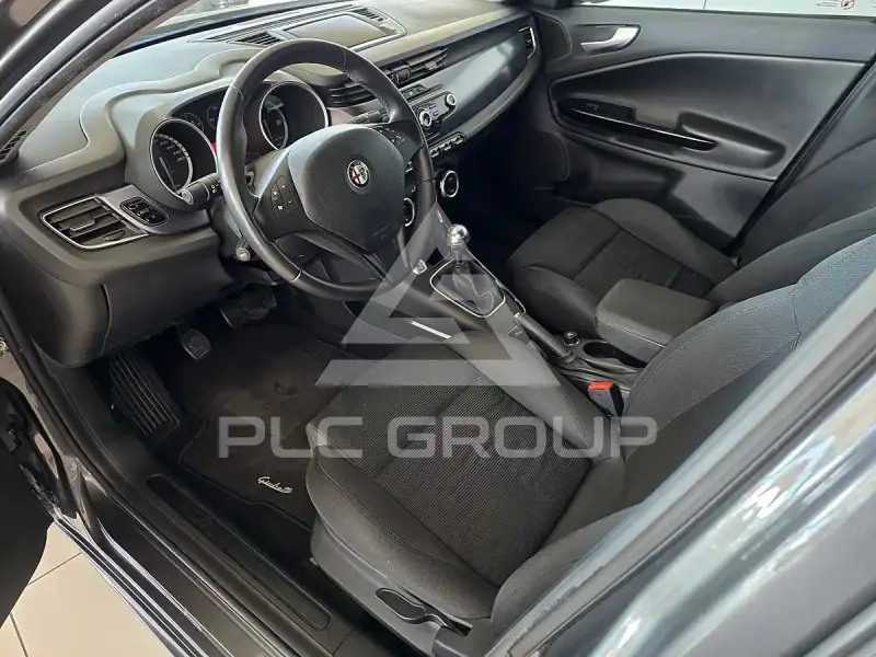 2013 Alfa Romeo Giulia