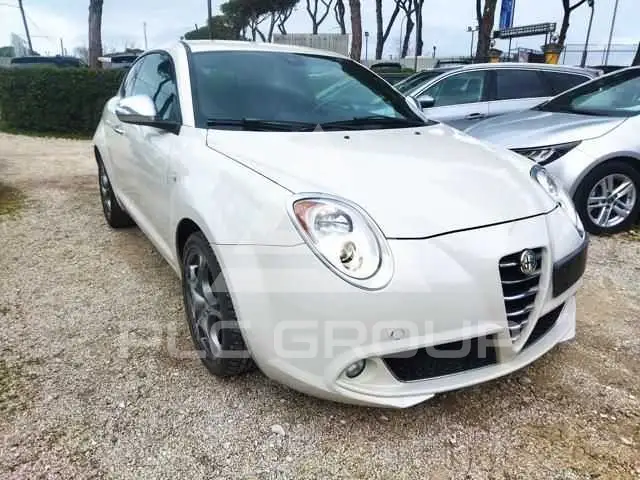 2013 Alfa Romeo Mito