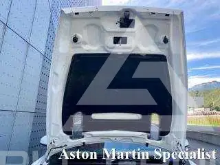 2013 Aston Martin V8