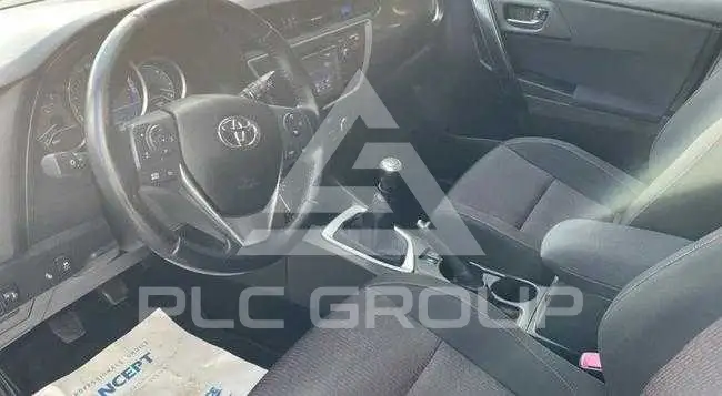 2013 Toyota AURIS