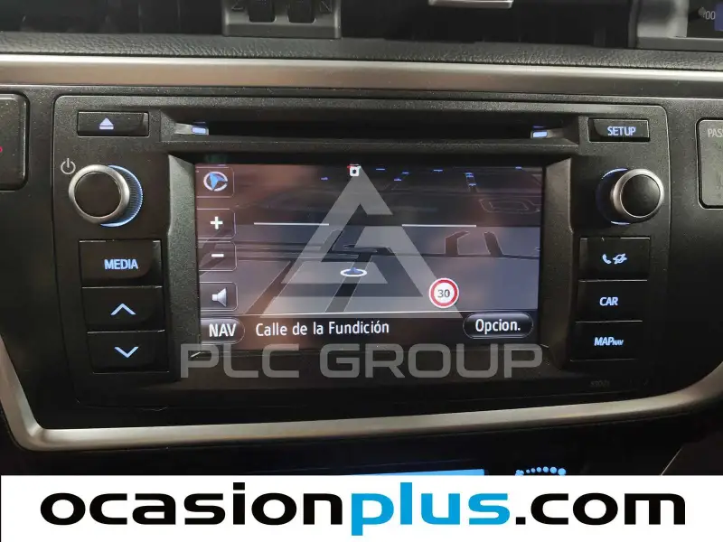 2013 Toyota AURIS
