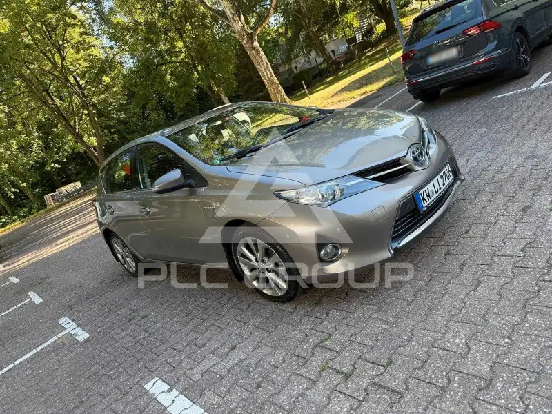 2013 Toyota AURIS
