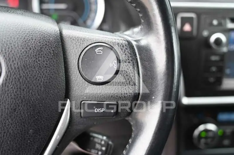 2013 Toyota AURIS
