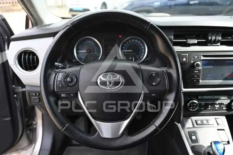 2013 Toyota AURIS