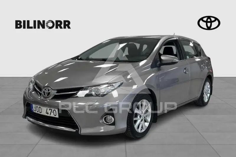 2013 Toyota AURIS