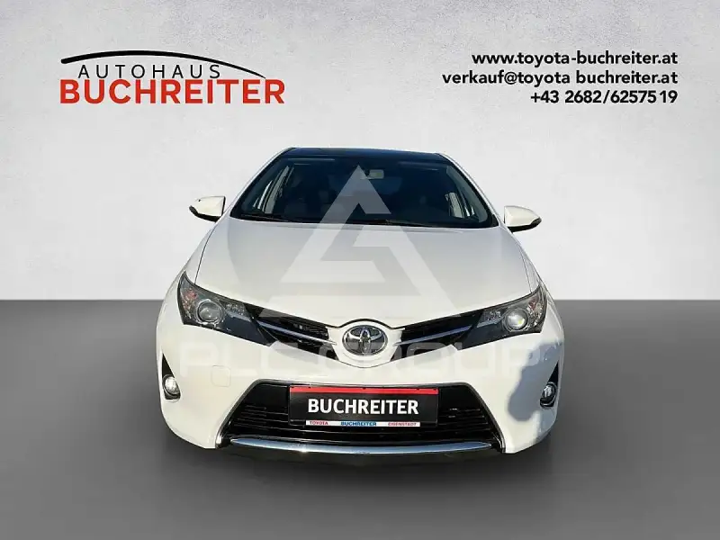 2013 Toyota AURIS