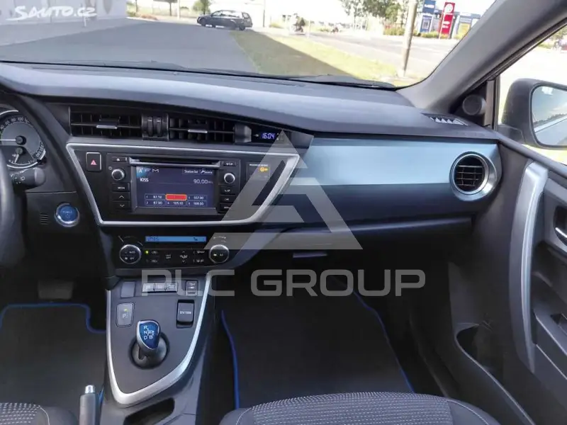 2013 Toyota AURIS