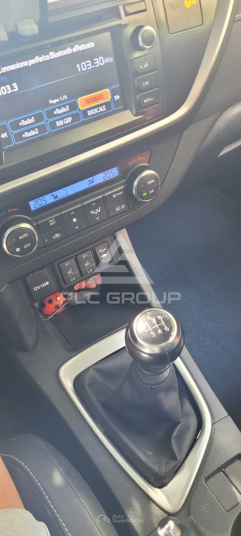 2013 Toyota AURIS