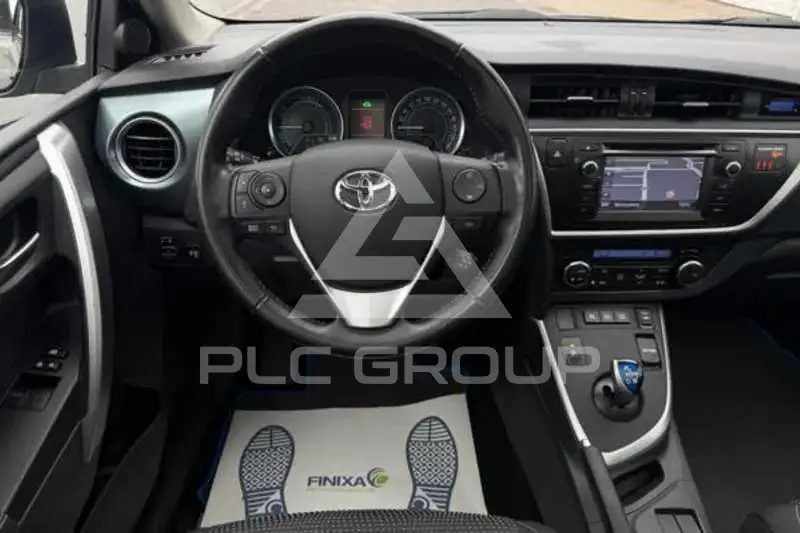 2013 Toyota AURIS