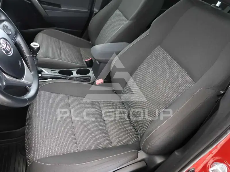 2013 Toyota AURIS
