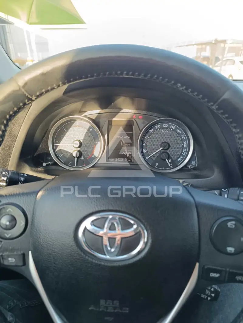 2013 Toyota AURIS