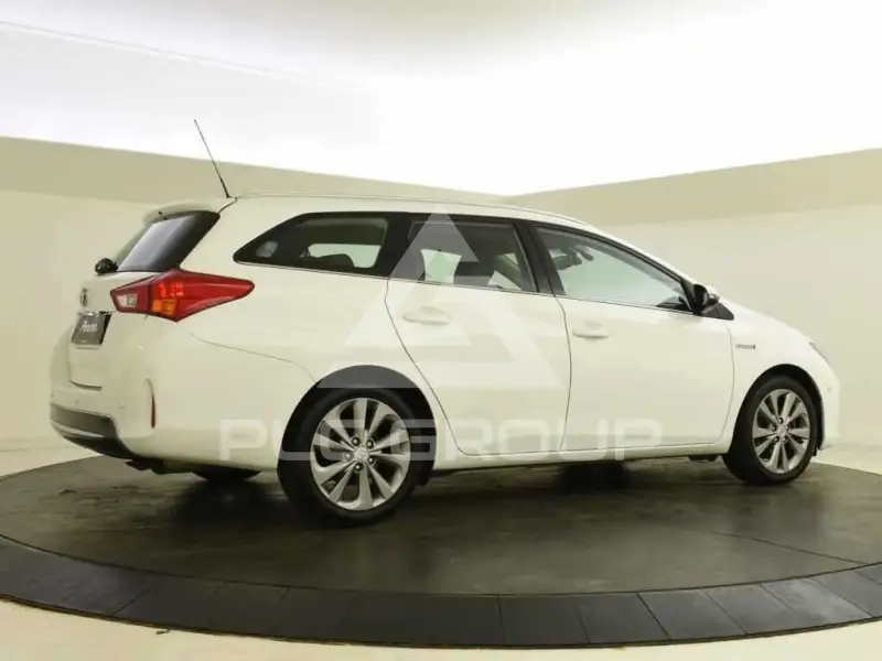 2013 Toyota AURIS