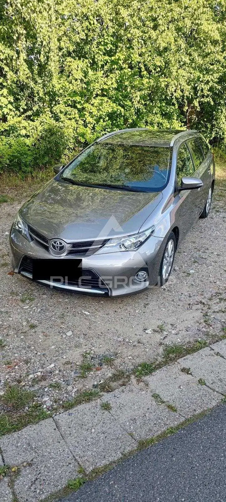 2013 Toyota AURIS