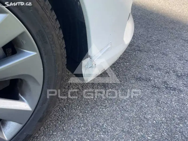 2013 Toyota AURIS