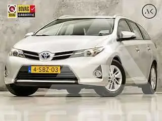 2013 Toyota AURIS