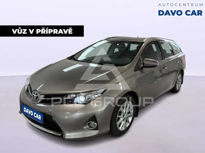 2013 Toyota AURIS