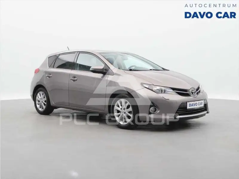 2013 Toyota AURIS