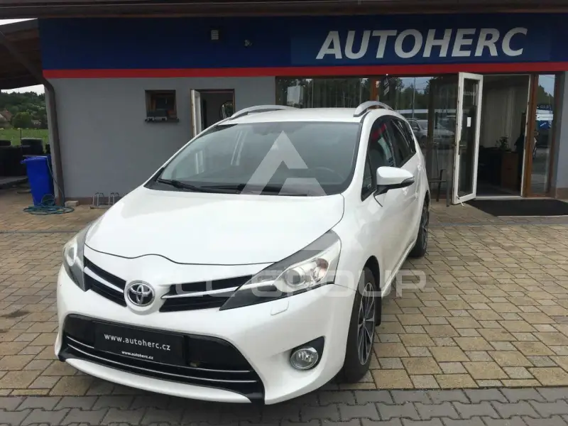 2013 Toyota VERSO