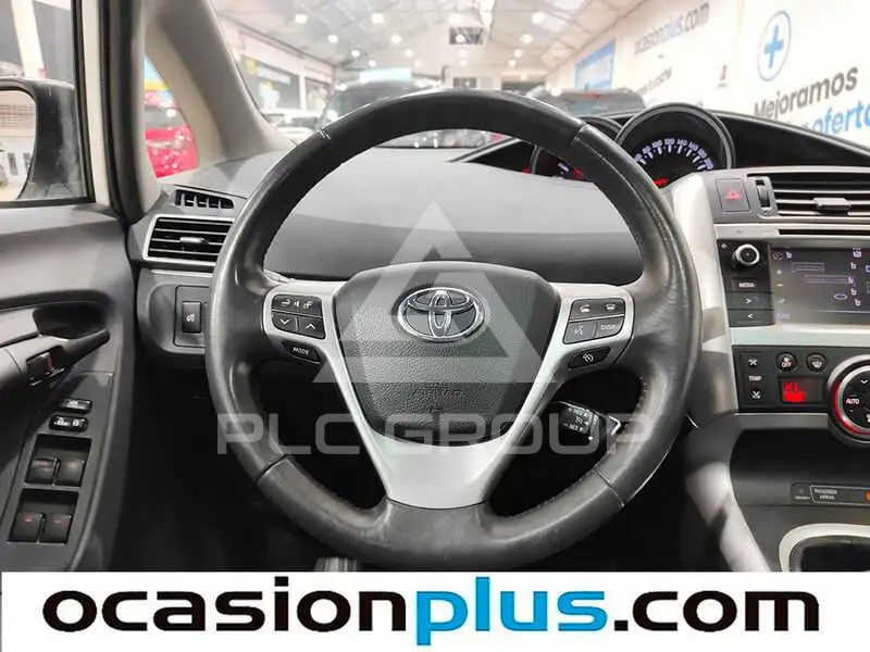 2013 Toyota VERSO