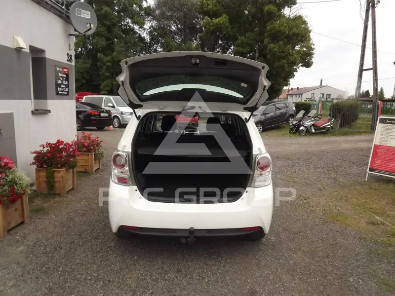 2013 Toyota VERSO