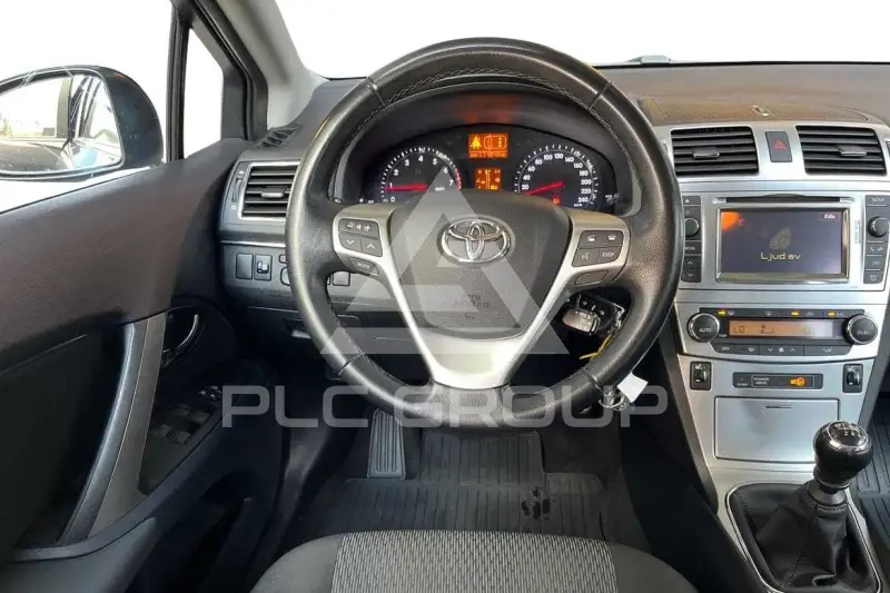 2013 Toyota Avensis