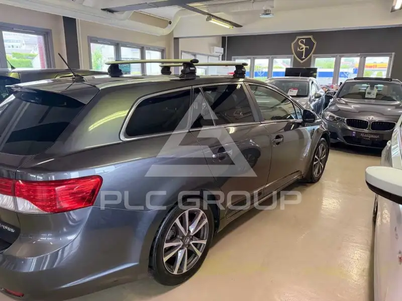2013 Toyota Avensis