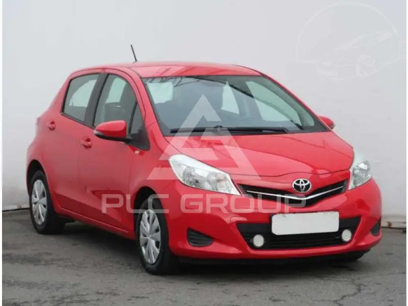 2013 Toyota YARIS
