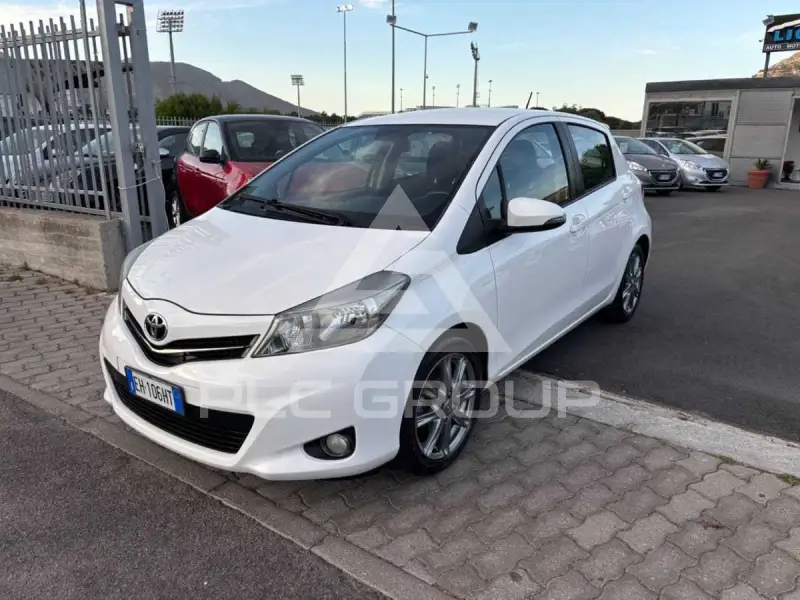 2013 Toyota YARIS