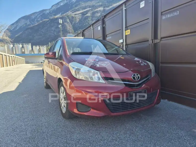 2013 Toyota YARIS